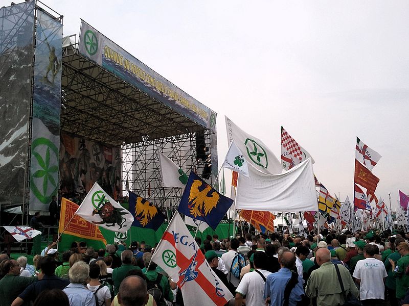 Folla_alla_festa_dei_popoli_padani,_Venezia,_2011