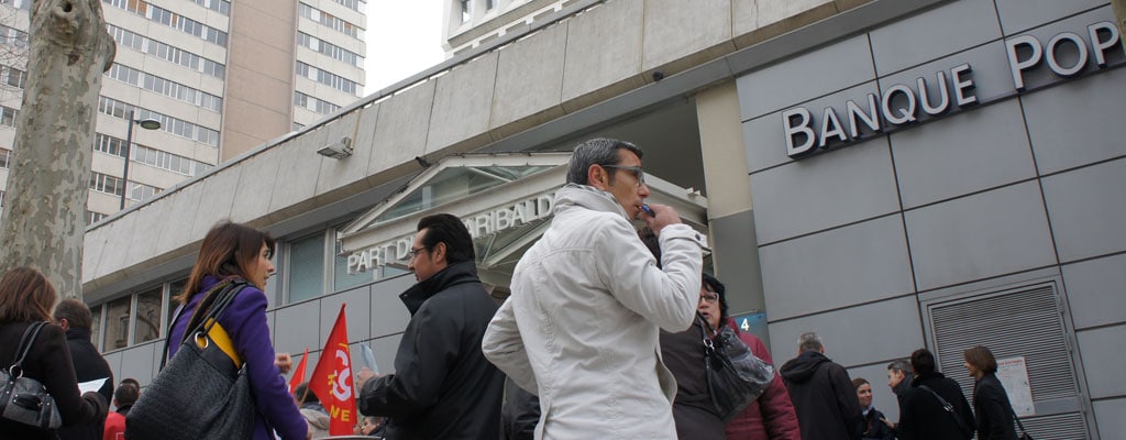 Banque-Populaire-Loire-Lyon-Greve-040413