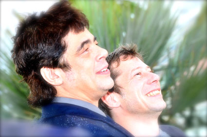 Benicio Del Toro & Mathieu Amalric sous la pluie pour Jimmy P.