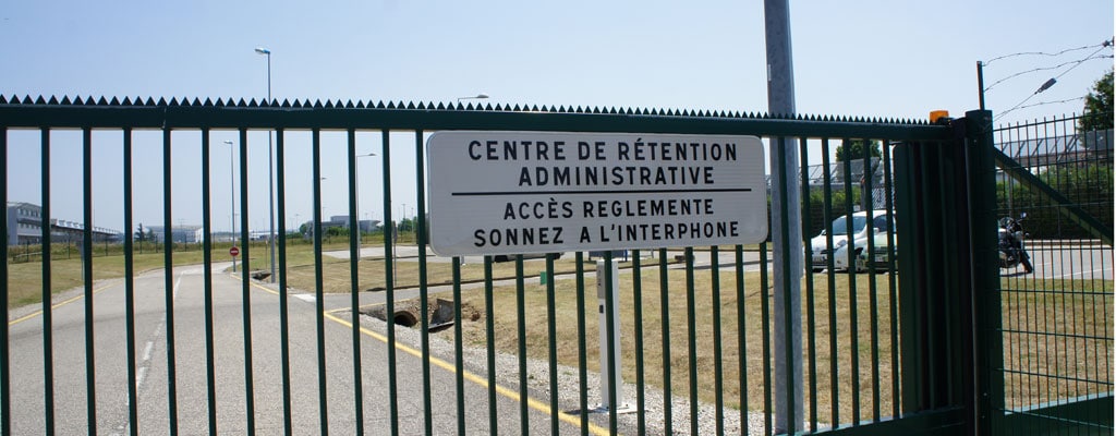 UNE-Centre-Retention-Administrative-Lyon