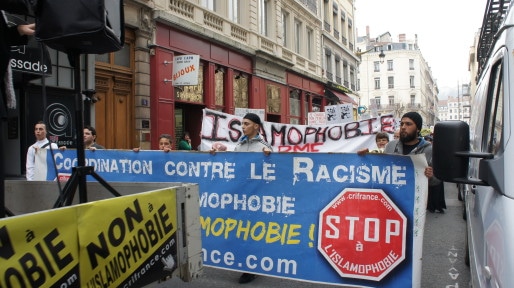 Si les femmes sont majoritaires, les hommes sont en tête du cortège... Crédits Rue89Lyon