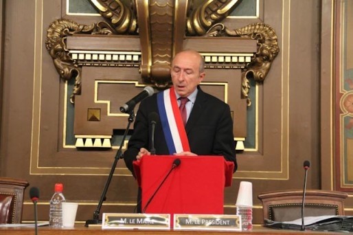 Gérard Collomb a-t-il une écharpe neuve pour son troisième mandat ? Crédit : PierreMaier/Rue89Lyon.
