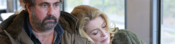 Gustave Kervern et Catherine Deneuve, dans le film de Pierre Salavadori Dans la cour.