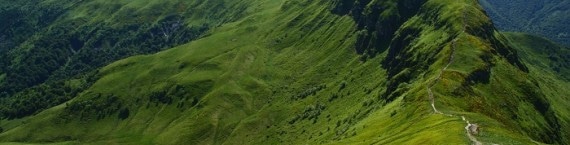 Parc naturel régional des volcans d'Auvergne.