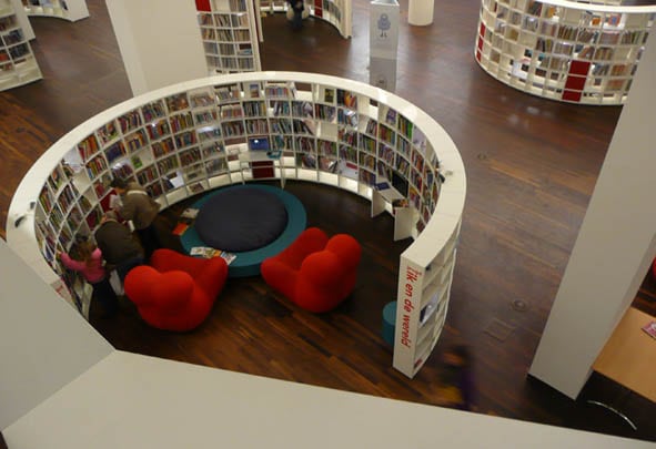 La bibliothèque d'Amsterdam est un exemple en matière de bibliothèque tiers-lieu. Capture d'écran sur le site bbf.