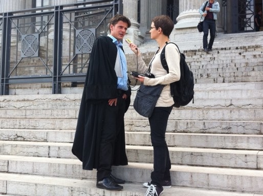 David Metaxas, avocat lyonnais, devant le palais de justice à Lyon. Crédit : DD/Rue89Lyon.
