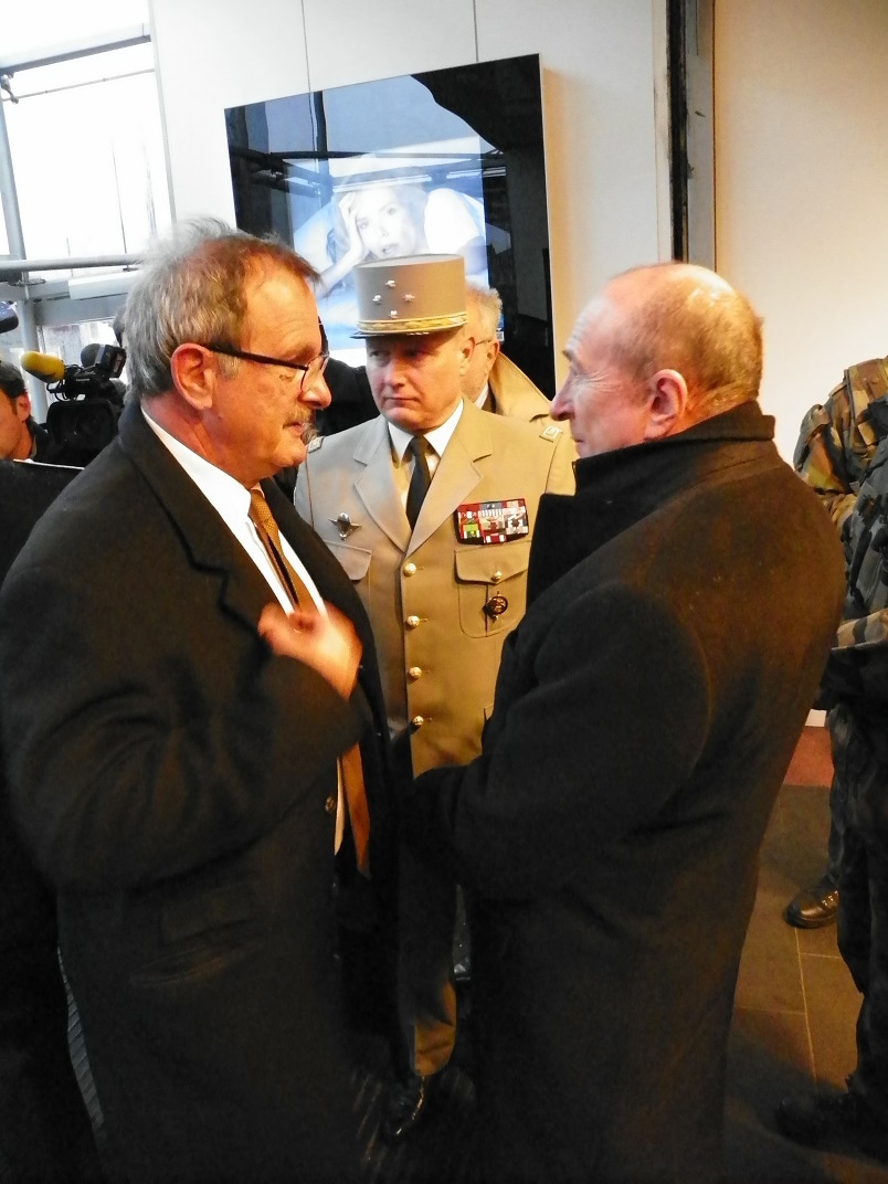 Jean-François Carenco (à gauche), Pierre Chavency (au centre) et Gérard Collomb (à droite)