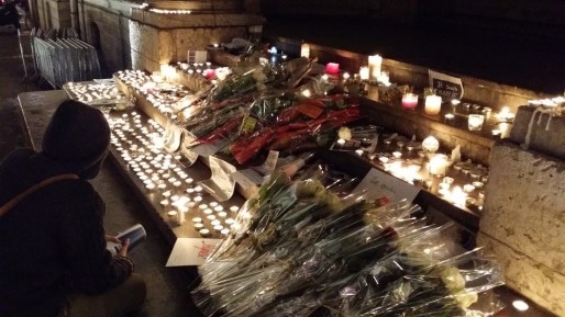 Jeudi 8 janvier, le soir, place des Terreaux à Lyon.