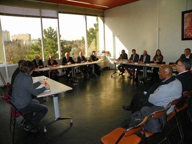 Conférence délégation spéciale (Paul-Henri WATINE, Gilles ROUVEURE, Claude GARNIER, Annie-Claude BERNARD, Danielle COMTET) - Mairie de Venissieux. Crédits Axel Poulain/Rue89Lyon