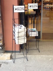 Présentoir Le Petit Bulletin, librairie Passages (rue de Brest) / Crédits Axel Poulain/Rue89Lyon