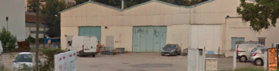 La petite zone commerciale, route de la Libération à Sainte-Foy-lès-Lyon où se situe ce nouveau local nationaliste. Capture d'écran Google Maps