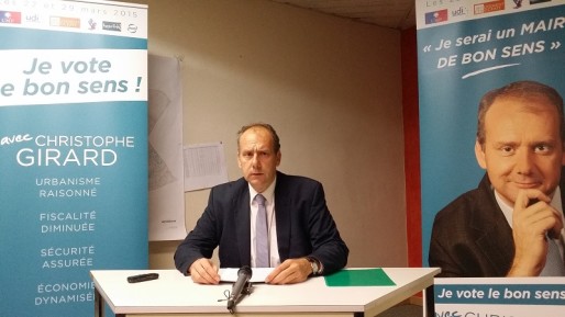 Christophe Girard lors de sa conférence de presse, mercredi 25 mars 2015, à la veille du second des municipales partielles de Vénissieux.