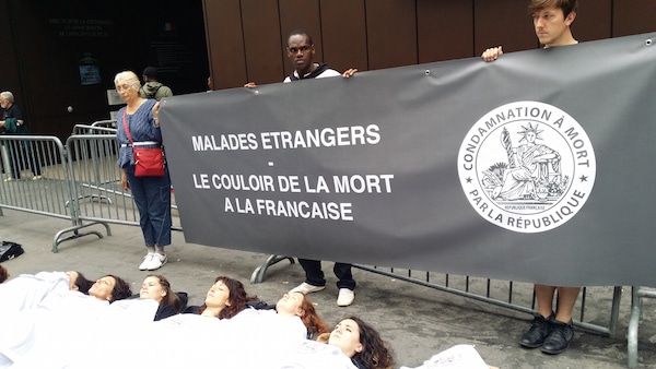 "Le couloir de la mort à la française" dixit les associations. ©LB/Rue89Lyon