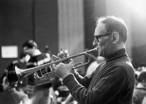 Morricone débuta sa carrière comme trompettiste à la fin des années 40.
