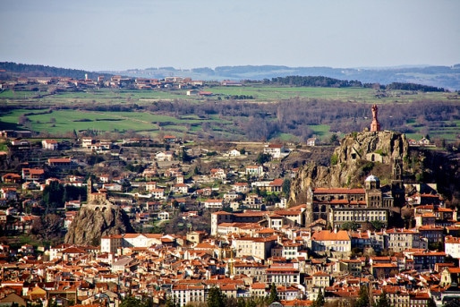 La commune du Puy-en-Velay dans le département de la Haute-Loire. Photo CC by Mike Rowe via Flickr