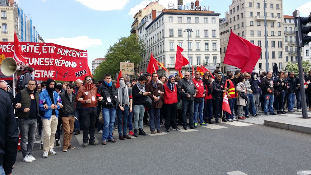 Tête de la manifestation au pont de la Guillotière, juste avant d'arrivée place Bellecour. ©LB/Rue89Lyon