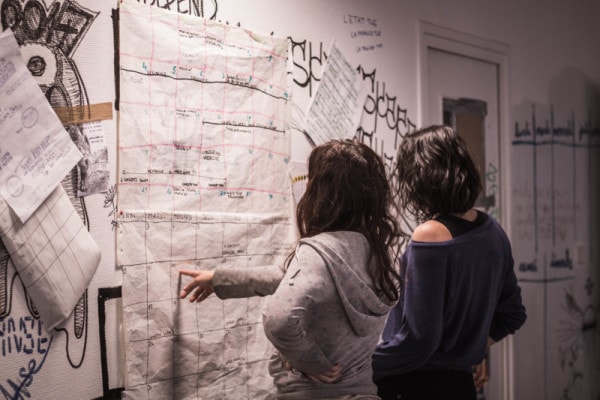 Lucile et Camille participent à l'organisation collective de l'Oblik. 