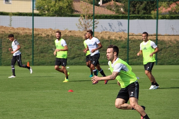 Recruté pour le poste, qu'il a notamment occupé en Equipe de France, Mathieu Valbuena peine à convaincre depuis son arrivée à Lyon. © LM/Rue89Lyon