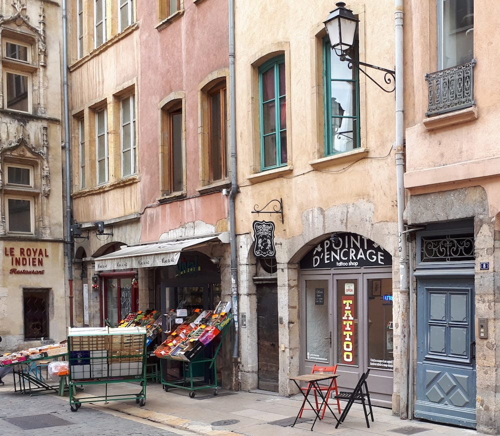 "Le Point d'encrage", le salon de tatouage du GUD dans le Vieux Lyon. ©LB/Rue89Lyon