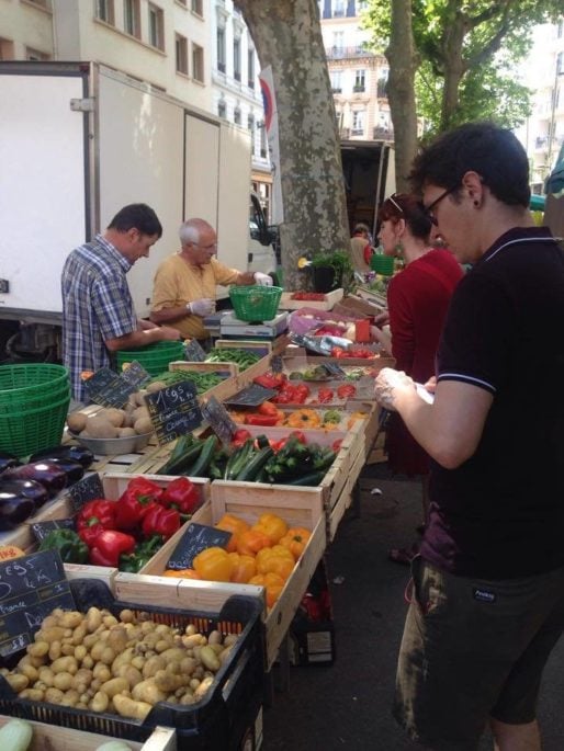 Marché rue de Bellecombe dans le 6ème arrondissement de Lyon ©HH/Rue89Lyon