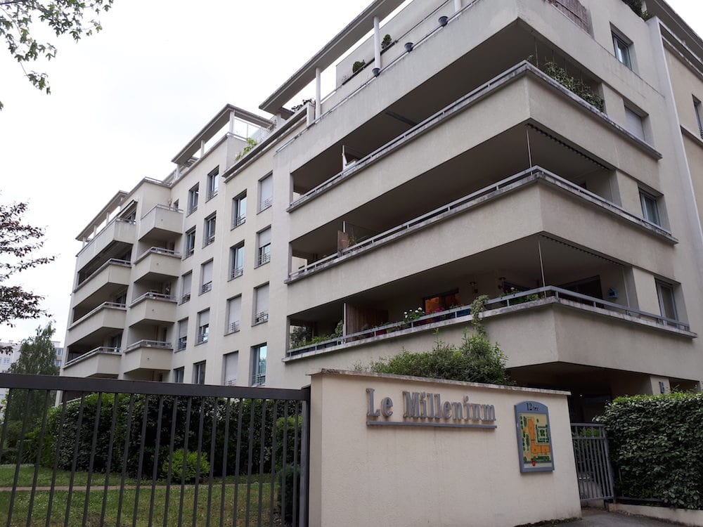 La résidence le Millenium à Sans Souci, dans le quartier Monplaisir à Lyon, là où le vote Macron atteint son record. ©LB/Rue89Lyon