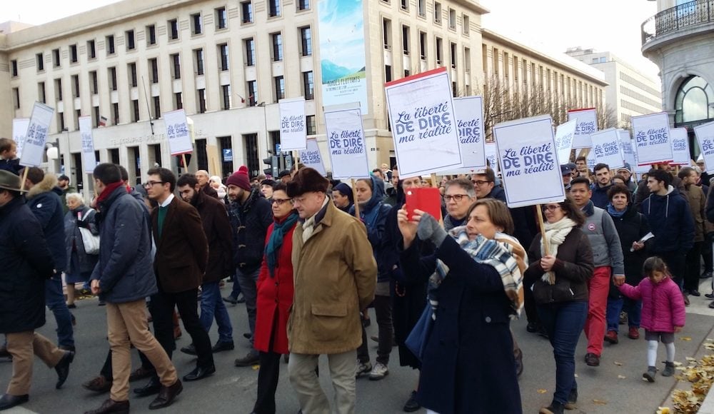 Le cortège des anti-IVG à Lyon, dimanche 26 novembre. ©LB/Rue89Lyon