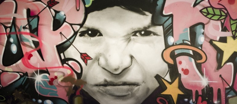 Graffiti et tag : sur les traces des « sales gones »