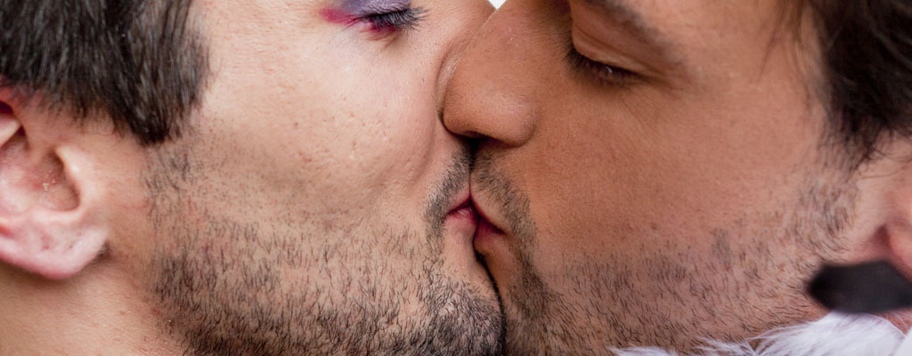 Homosexualité de deux cadres du FN : « l’outing est une démarche militante »