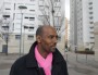Lotfi Ben Khelifa (PS) devant une des tours du quartier des Minguettes à Venissieux en mars 2014 ©LB/Rue89Lyon