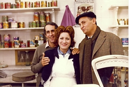 Image tirée du téléfilm Au Bon Beurre, d'Edouard Molinaro d'après le roman de Jean Dutourd, racontant comment des crémiers s'enrichissent grâce au marché noir.