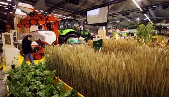 A Lyon, une manif contre « l’agrobusiness qui veut breveter le vivant »
