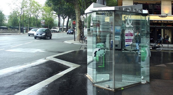 Des cabines téléphoniques bientôt transformées en bornes wifi ?