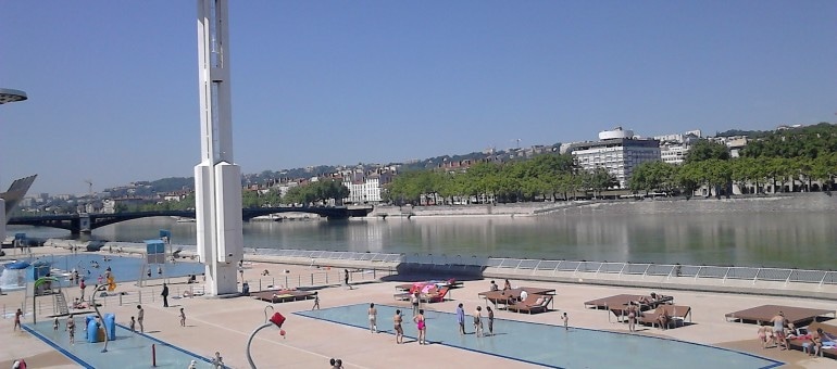Le « Plan piscine » à Lyon tombe-t-il à l’eau ?