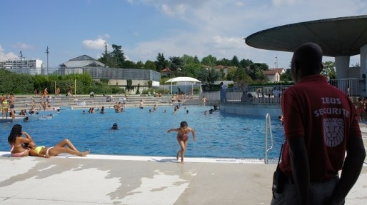 Piscine de Mermoz à Lyon 8e. 