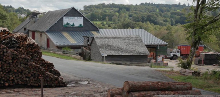 Documentaire : dans une scierie de la Creuse, on essaie le travail autrement depuis 25 ans