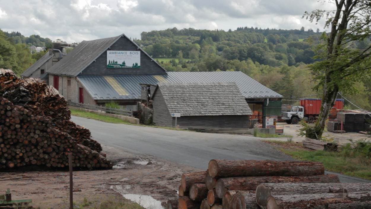 Ambiance Bois : une SAPO située à Faux-la-Montagne, dans le Limousin.