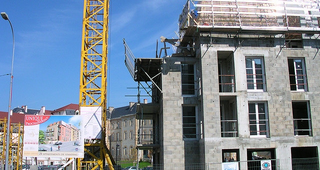 Dans le Rhône, comment lutter contre le travail au noir dans le bâtiment et la restauration