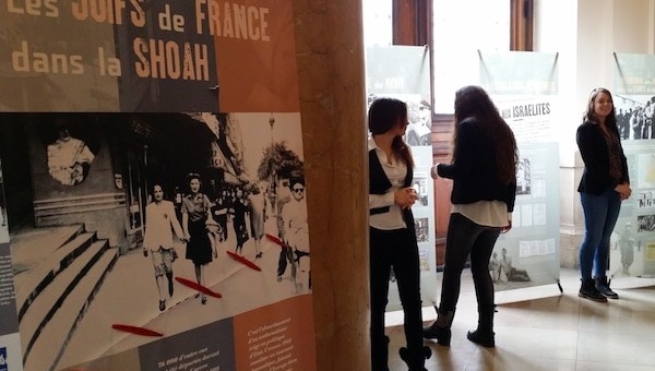Au lycée de Givors, avec les porteurs de la mémoire de la Shoah