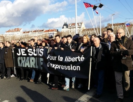 La banderole de tête de la marche républicaine. ©Rue89Lyon