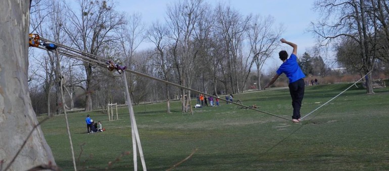 Les slackliners à Lyon, des funambules autorisés