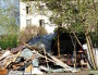 Les cabanes détruites du petit bidonville de Roms derrière le squat. ©LB/Rue89Lyon
