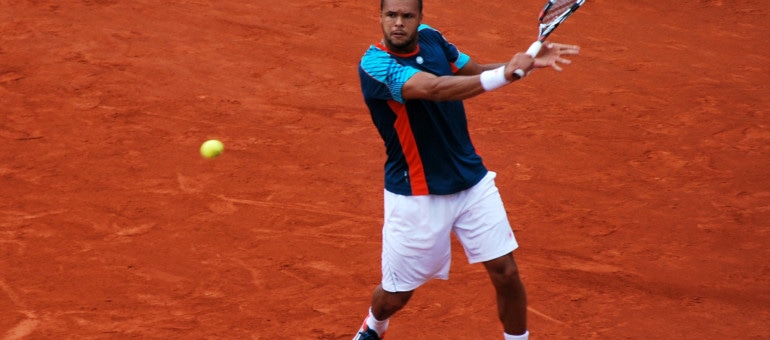 Tsonga en demi-finale de Roland-Garros, avec deux boyaux de vaches
