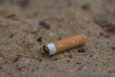 A Lyon, l’interdiction de la cigarette dans les aires de jeux est-elle une bonne idée ?