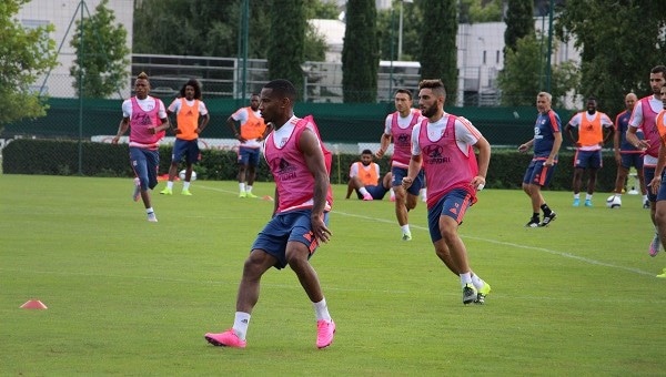Mercato 2015 de l’OL : pas mal d’argent et quelques idées