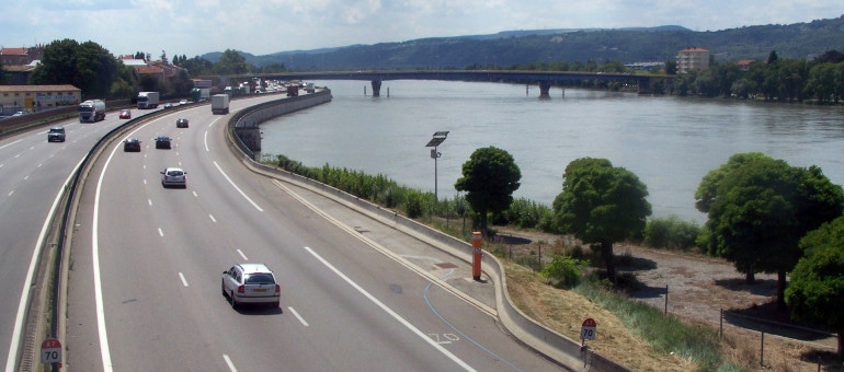 Les autoroutes urbaines de Rhône-Alpes bientôt limitées à 90km/h