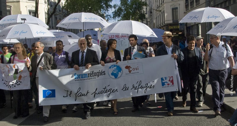 La "Marche des parapluies" est organisée chaque année à Lyon par Forum réfugiés dans le cadre de la journée mondial des réfugiés. ©DR