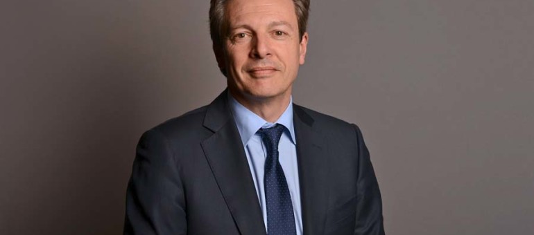 Le maire du 6e arrondissement part, seul, en campagne pour 2020
