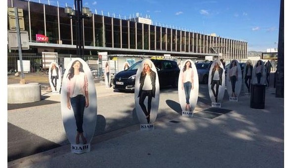 Kiabi fait de la provoc’ à Grenoble en imposant sa pub