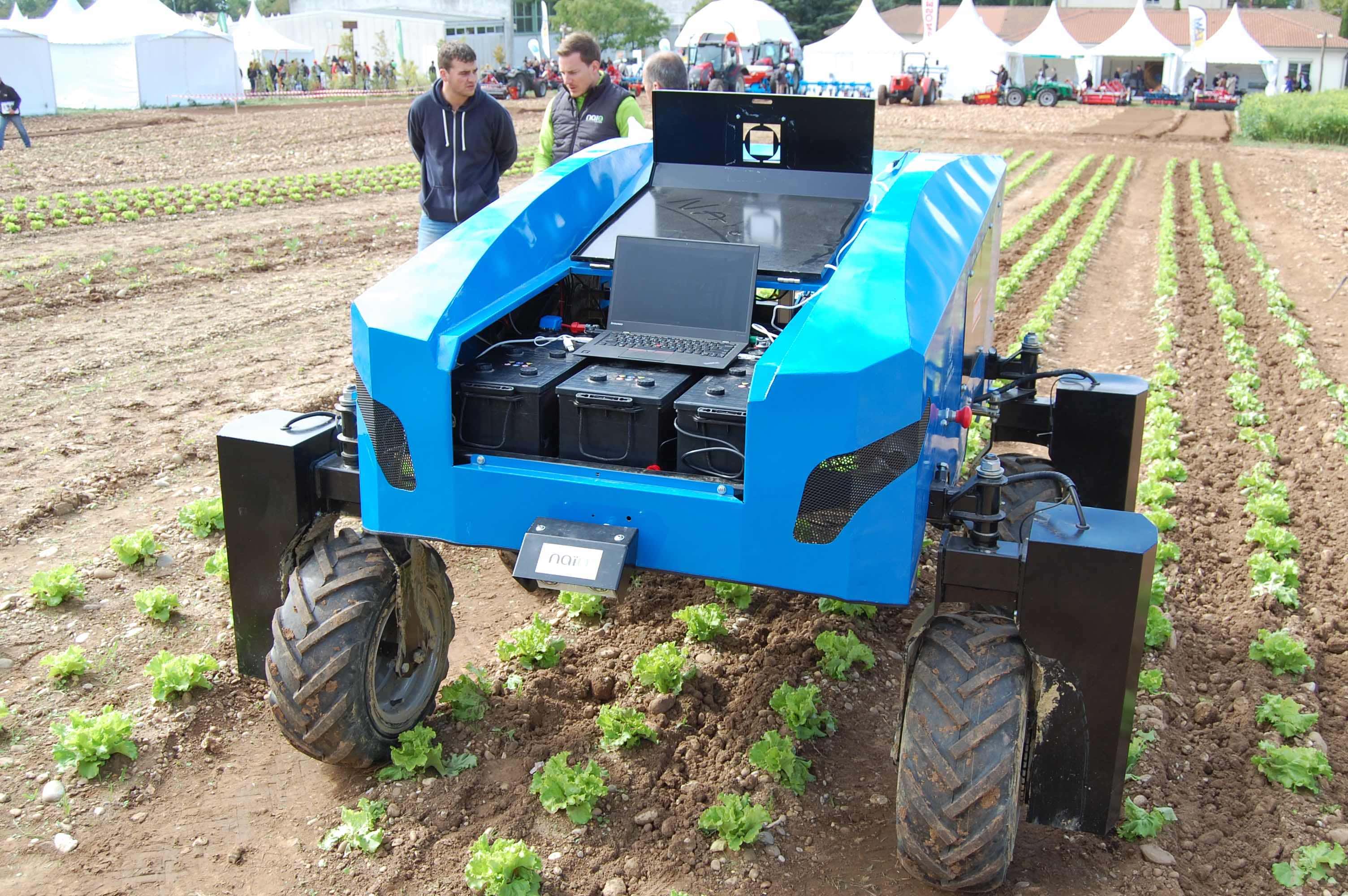 Agriculture Les Robots Et Les Drones Se Mettent Au Bio