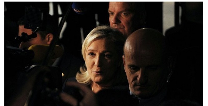 Prières de rue comparées à l’occupation allemande : Marine Le Pen relaxée à Lyon